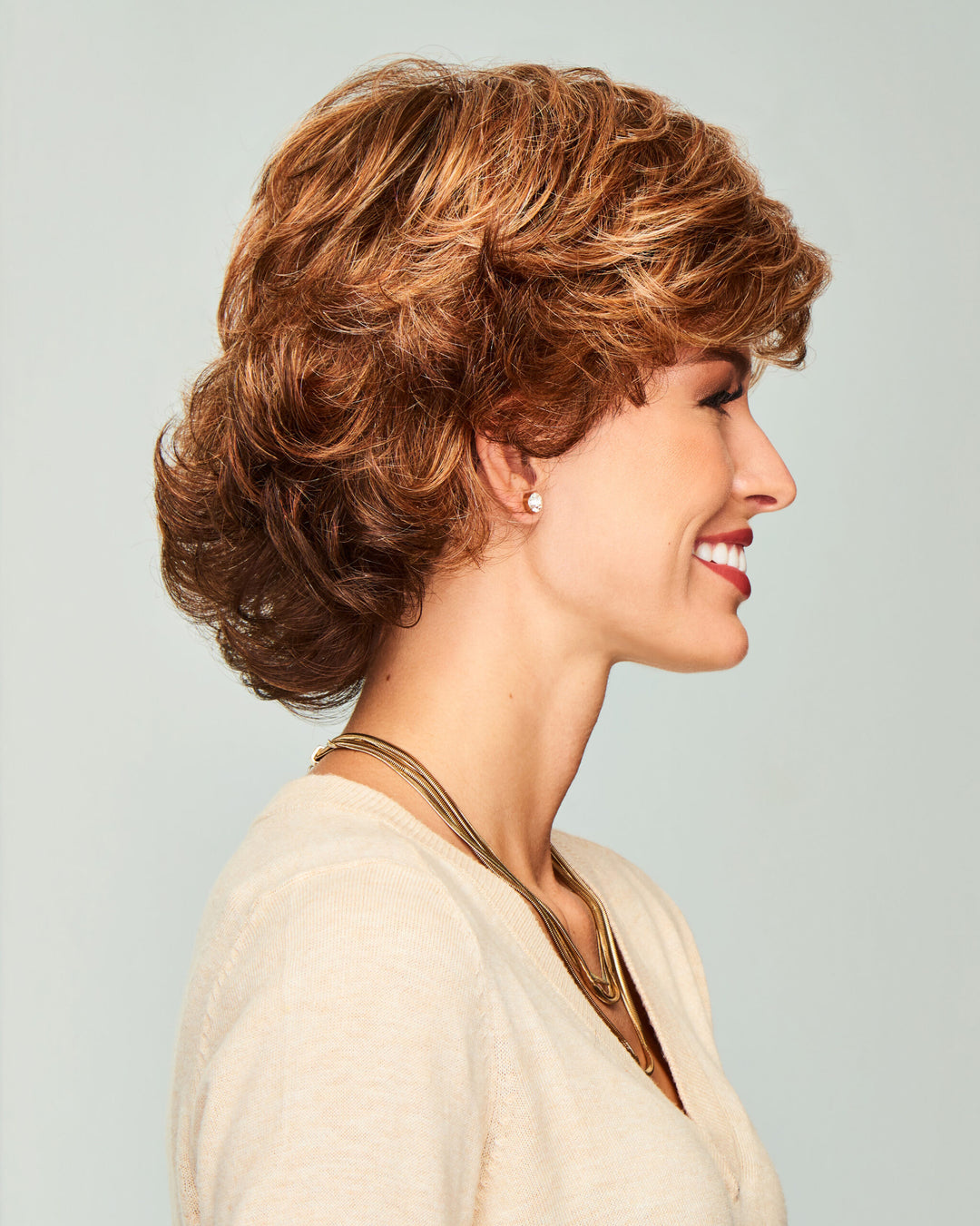 Fortune Wavy Collar-Length Wig by Gabor with Flexlite Fiber