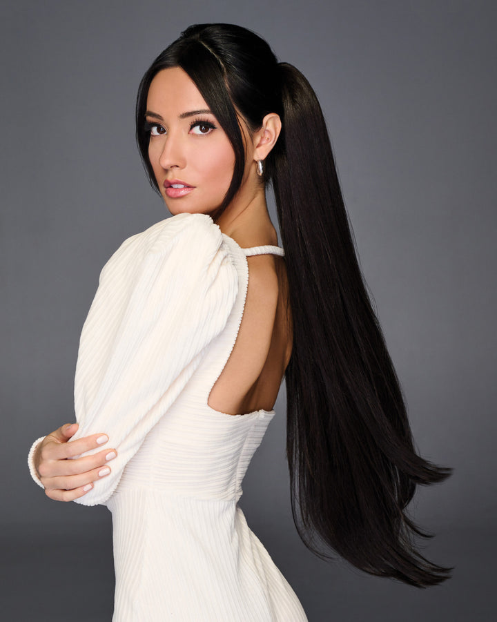 27″ Straight Cinched Pony by Hairdo